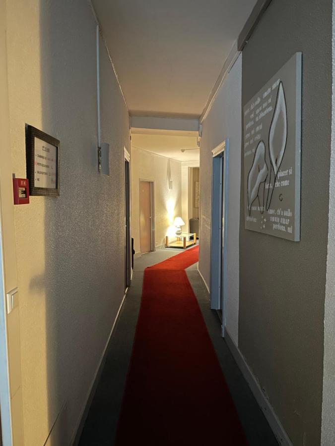 Contact Hotel Les Platanes Villeneuve Sur Lot Centre Dış mekan fotoğraf